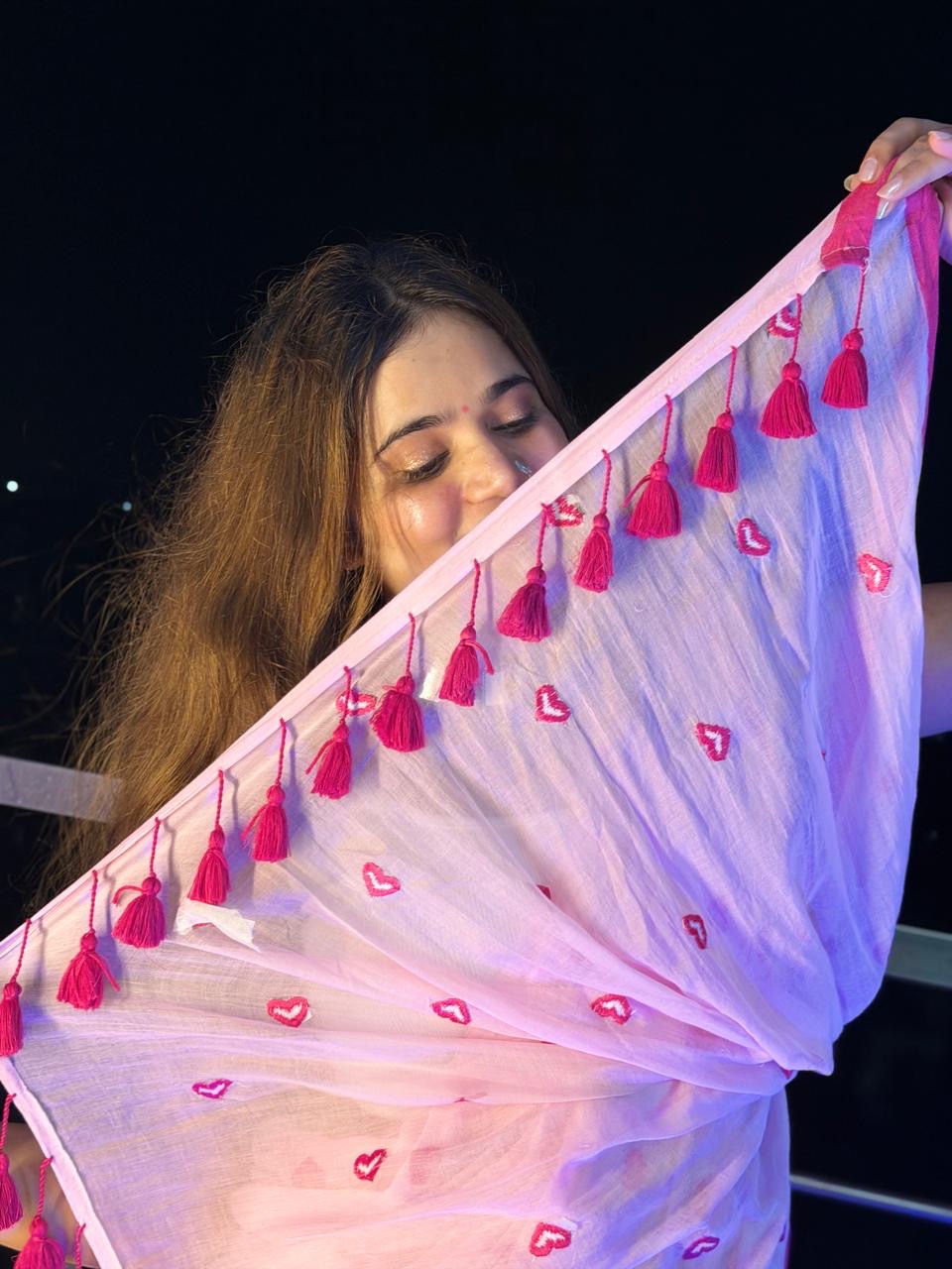 Hart embroidery mulmul saree
