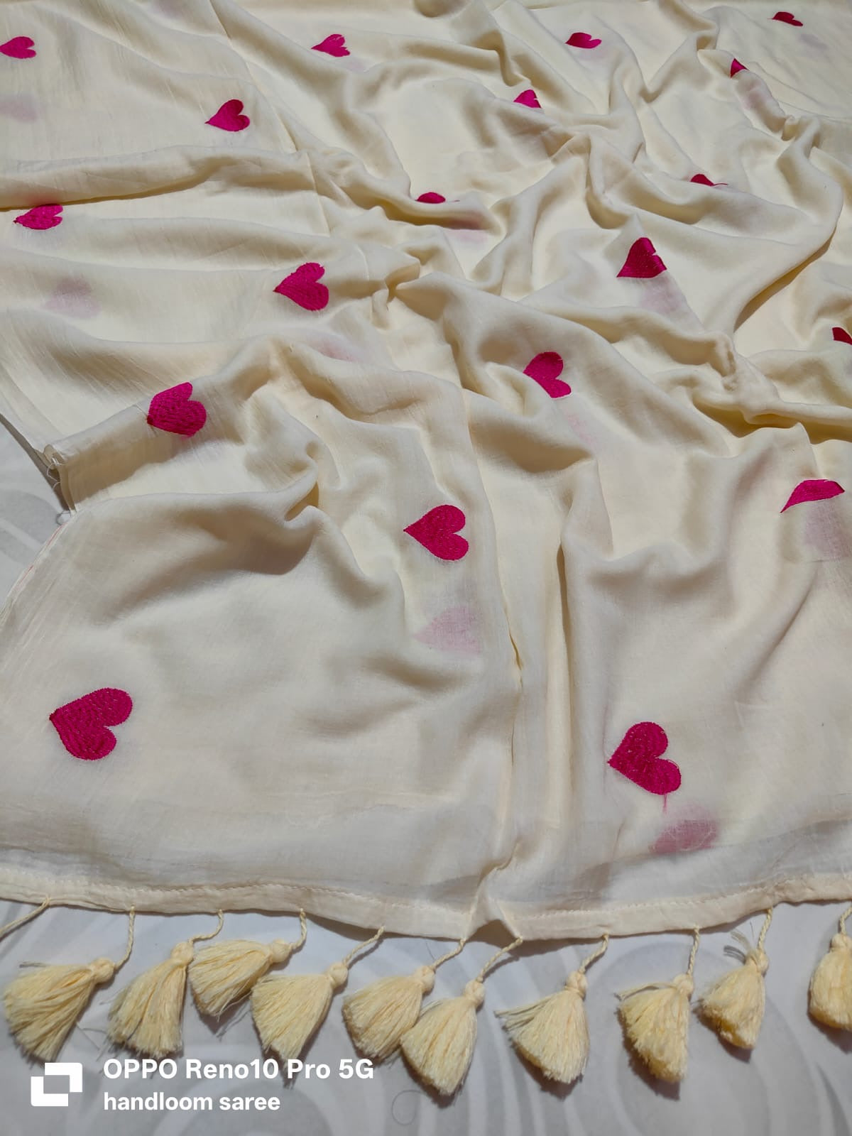 hart embroidery mul cotton saree